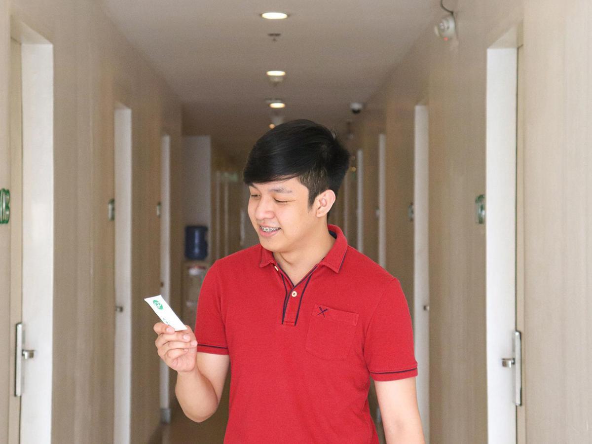 ゴー ホテルズ エルミタ マニラ市 エクステリア 写真